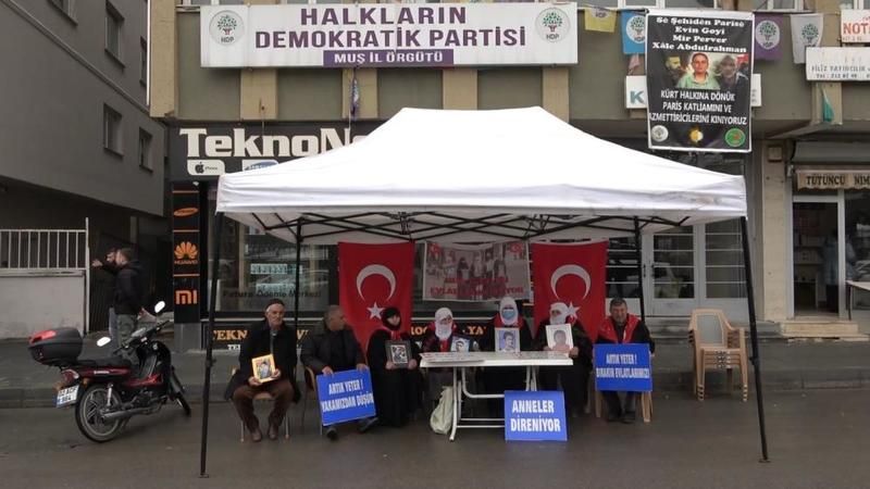 Muşlu anneler oğulları için eylemlerine devam ediyor