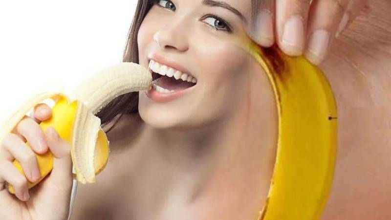 Muz kabuğundaki mucizeyi ilk defa göreceksiniz: Ayağınıza ve dişinize sürün
