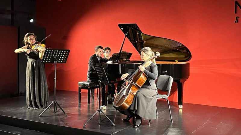 Luna Oda Müziği grubu Nilüferli sanatseverleri büyüledi