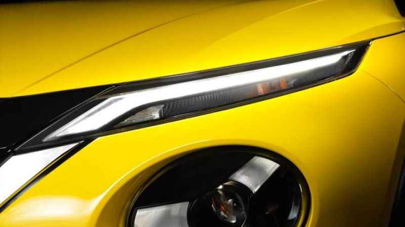 Yenilenen Nissan Juke ikonik sarı rengiyle geri döndü Yenilenen Nissan Juke ikonik sarı rengiyle geri döndü