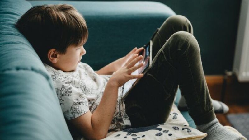 Omurga sağlığına teknoloji tehdidi Omurga sağlığına teknoloji tehdidi