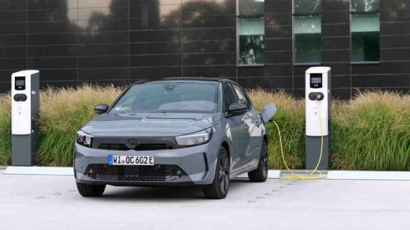 Opel Corsa Elektrik, Hollanda’da “2024 Yılının Elektrikli Aracı” seçildi 