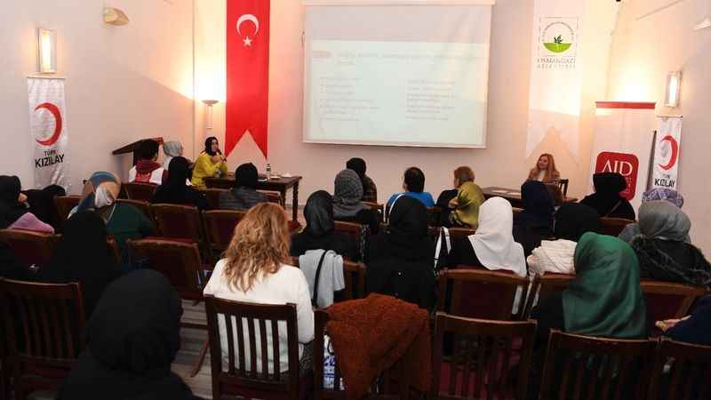 Osmangazi'de Sağlık Okur Yazarlığı eğitimleri veriliyor