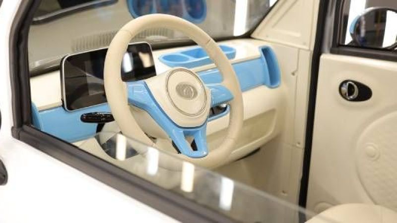 Reeder ilk elektrikli aracı ReeV Fancy'yi tanıttı 