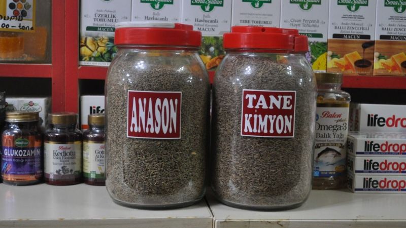 Ramazan'da mide sıkıntılarına rezene çayı