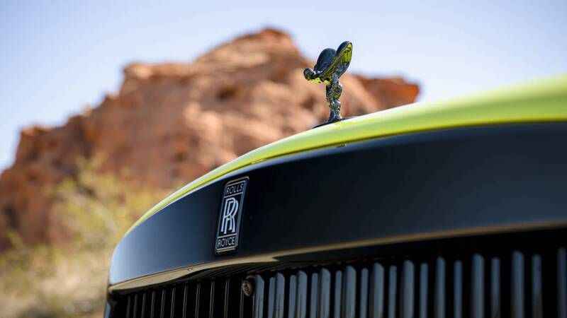 Rolls-Royce Ejderha Yılına özel otomobil koleksiyonunu duyurdu