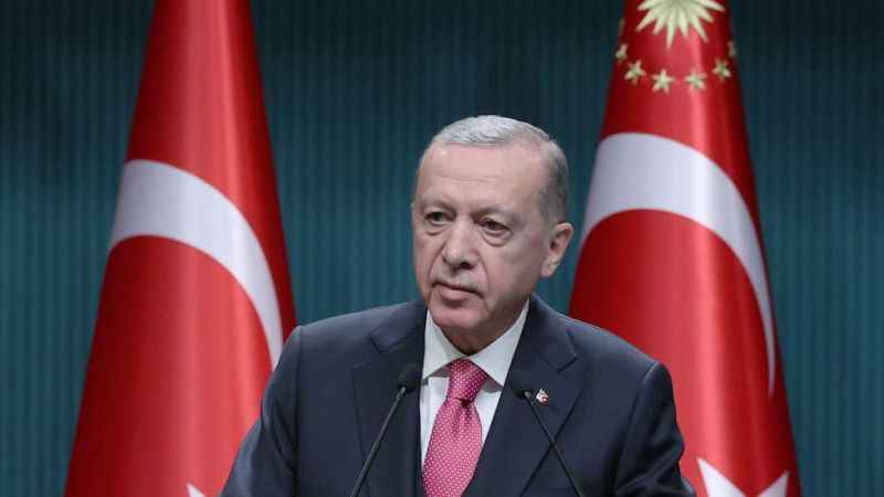 Oy alamadıkları vatandaşlara saldırıyorlar