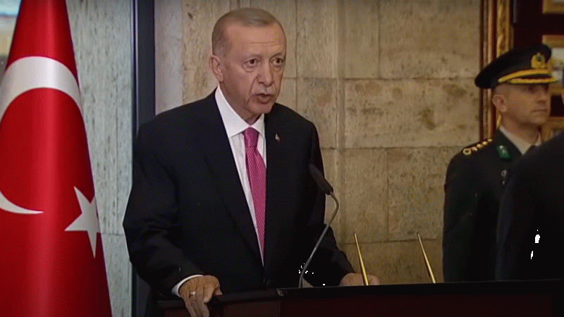 Cumhurbaşkanı Erdoğan, yemin sonrası Anıtkabir’i ziyaret etti Cumhurbaşkanı Erdoğan, yemin sonrası Anıtkabir’i ziyaret etti