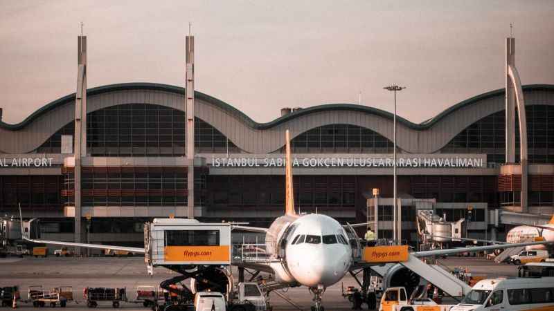 Sabiha Gökçen Havalimanı'ndan MADKOM kararı: Uçuşların yüzde 20’si iptal edildi