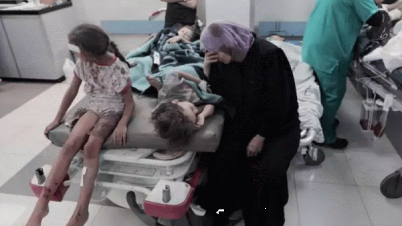 Filistin Sağlık Bakanlığı: "Yakıt tükendi, Şifa Hastanesi hizmet dışı kaldı" Filistin Sağlık Bakanlığı: "Yakıt tükendi, Şifa Hastanesi hizmet dışı kaldı"