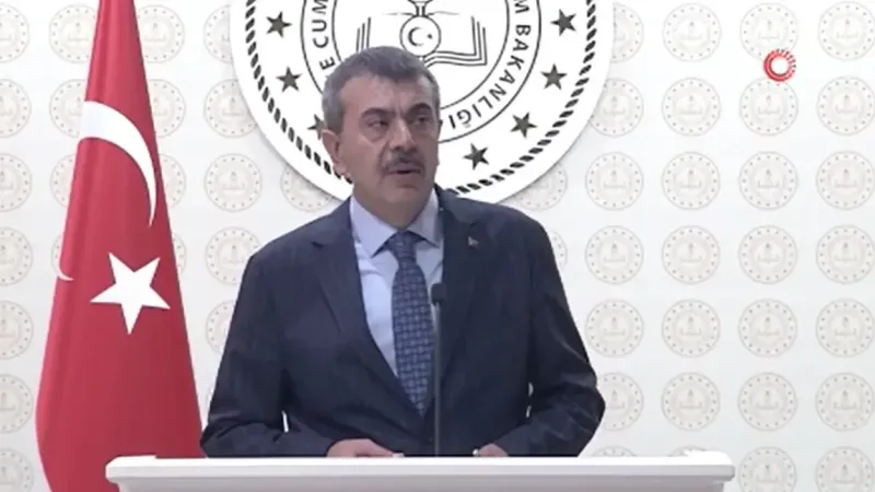 Milli Eğitim Bakanı Tekin: "Hazine ve Maliye Bakanlığımızla 20 bin öğretmen ataması konusunda uzlaştık"