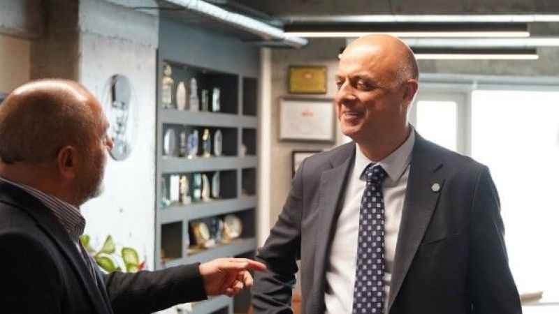 İYİ Parti İzmir Milletvekili Özlale partisinden istifa etti