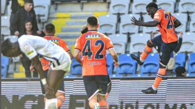 Trendyol Süper Lig: RAMS Başakşehir: 4 - Kasımpaşa: 1