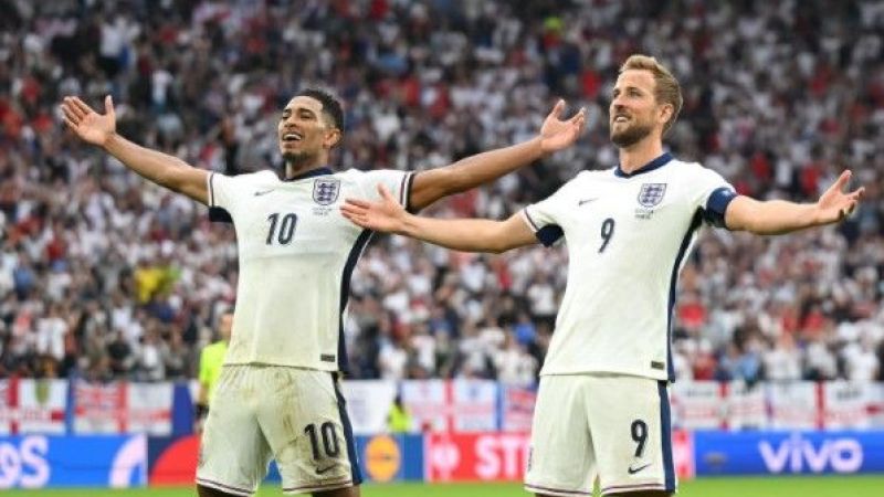 İngiltere uzatmalara götürdüğü maçta Slovakya'yı eledi