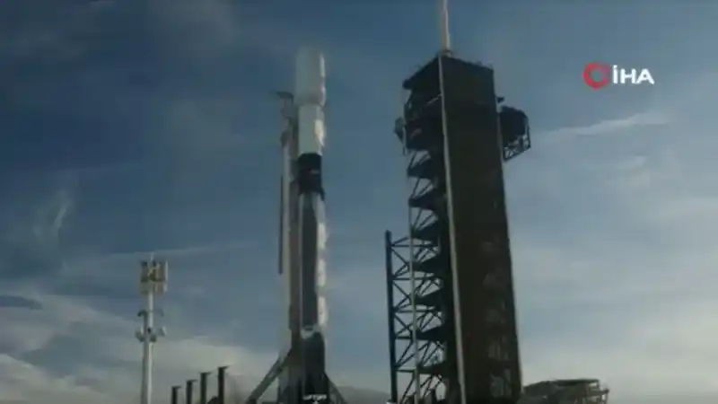 Güney Kore ikinci yerli askeri casus uydusunu yörüngeye gönderdi