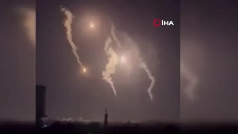 İsrail, Refah’ın doğusuna saldırı başlattı