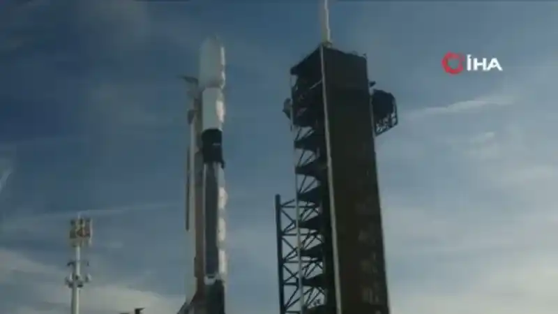 Güney Kore ikinci yerli askeri casus uydusunu yörüngeye gönderdi