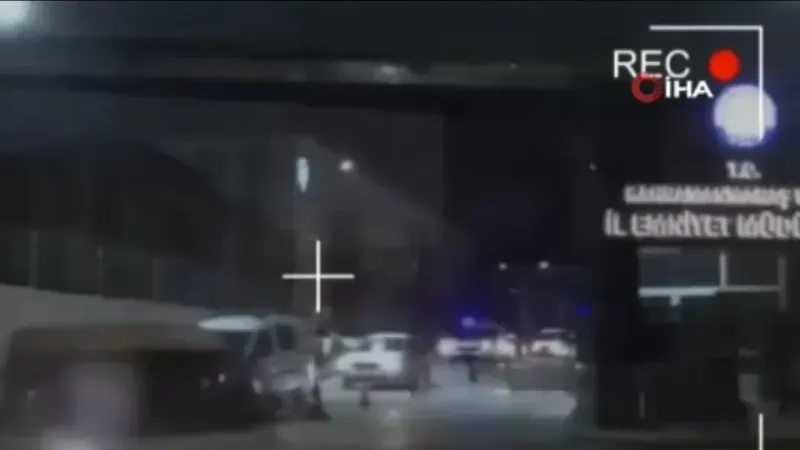 34 ilde düzenlenen “Sibergöz-40” operasyonlarında 181 şüpheli yakalandı 34 ilde düzenlenen “Sibergöz-40” operasyonlarında 181 şüpheli yakalandı