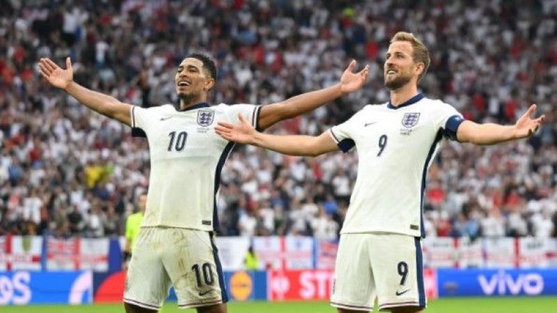 İngiltere uzatmalara götürdüğü maçta Slovakya'yı eledi