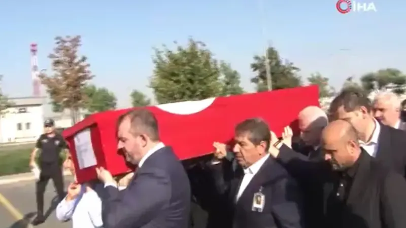 İsrail’in katlettiği Ayşenur Ezgi Eygi’nin cenazesi İstanbul’a getirildi