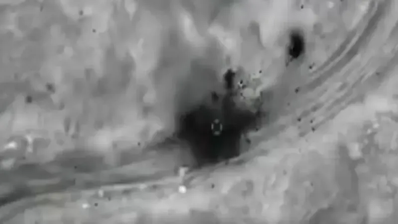 MSB: “Irak ve Suriye’nin kuzeyinde toplam 17 terörist etkisiz hale getirildi” MSB: “Irak ve Suriye’nin kuzeyinde toplam 17 terörist etkisiz hale getirildi”