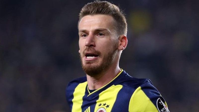 Fenerbahçe’de Serdar Aziz, Avusturya kampından ayrıldı