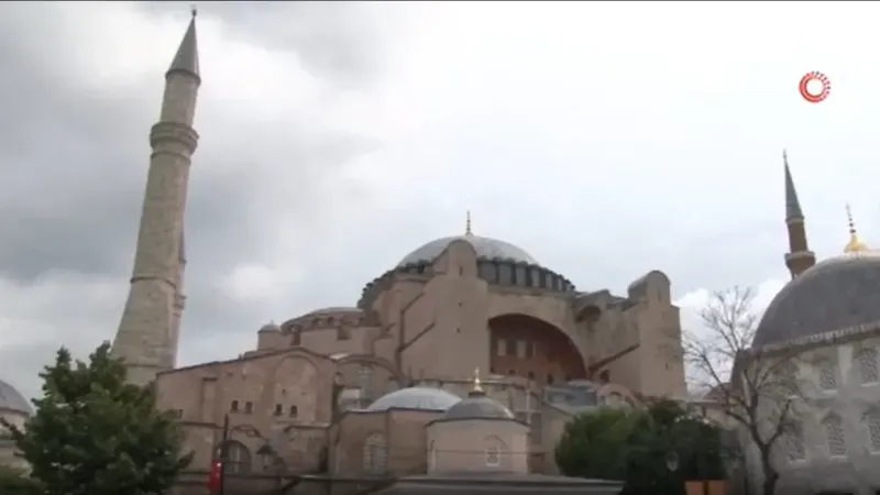 Ayasofya Camii’nin ibadete açılmasının 4. yıl dönümü Ayasofya Camii’nin ibadete açılmasının 4. yıl dönümü