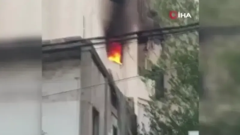 Lübnan’daki telsiz patlamalarında 9 kişi öldü, 300’den fazla kişi yaralandı Lübnan’daki telsiz patlamalarında 9 kişi öldü, 300’den fazla kişi yaralandı