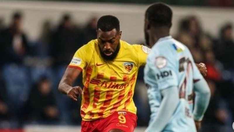 Trendyol Süper Lig: RAMS Başakşehir: 2 - Kayserispor: 3
