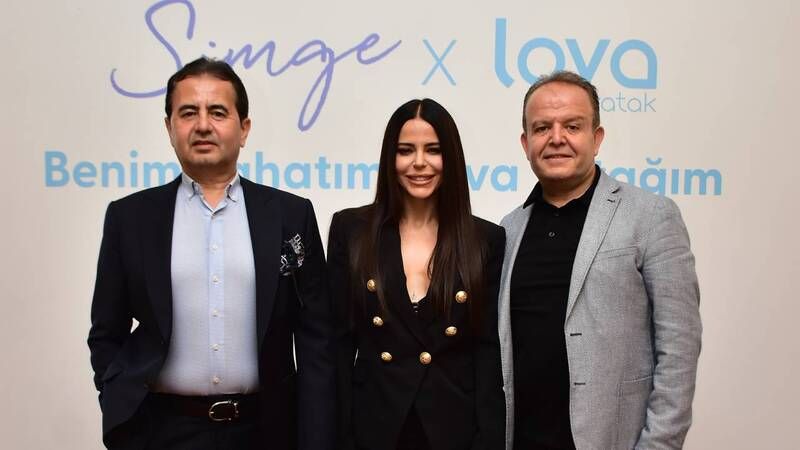 Lova Yatak’ın yeni marka yüzü Simge oldu Lova Yatak’ın yeni marka yüzü Simge oldu
