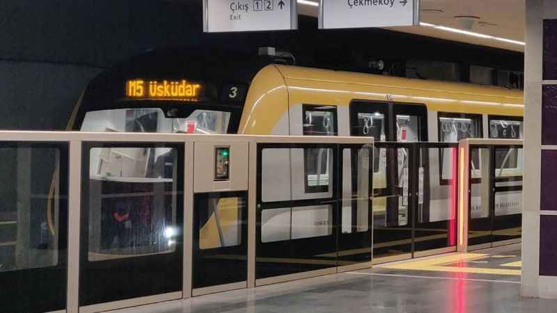 Üsküdar-Çekmeköy metro hattında arıza Üsküdar-Çekmeköy metro hattında arıza