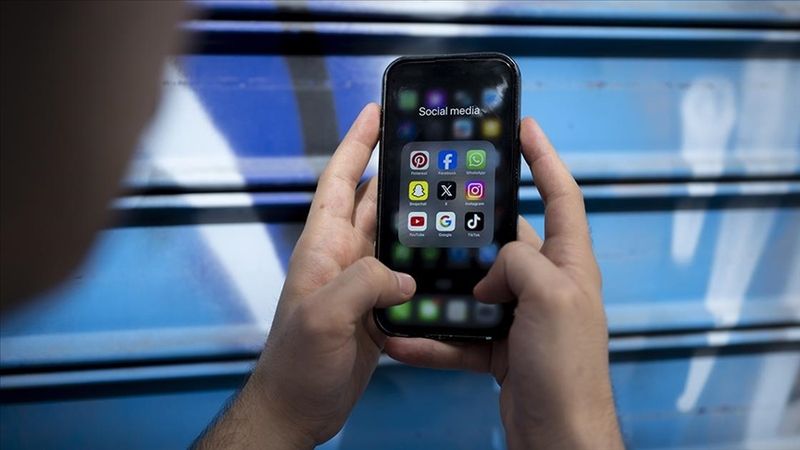 ‘Sosyal medya kullanımında yaş sınırlamasını gündemimizde tutacağız’