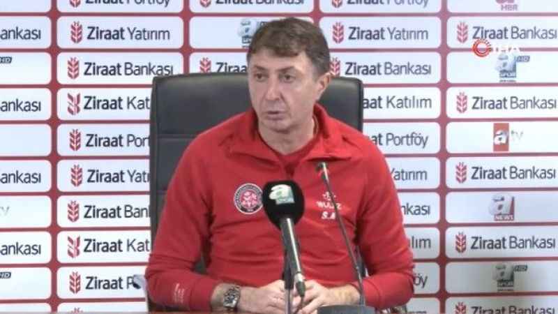 Şota Arveladze: “Oynadık, geri düştük ve maçı çevirdik” Şota Arveladze: “Oynadık, geri düştük ve maçı çevirdik”