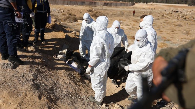 Suriye’de en az 100 bin kişilik toplu mezar bulundu