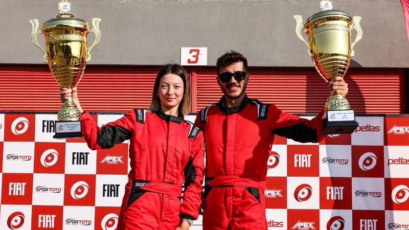 TOSFED’in 2024 yıldızları Alper ve Elbir TOSFED’in 2024 yıldızları Alper ve Elbir