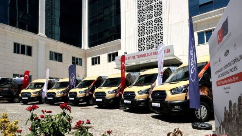 Türkiye’nin ilk elektrikli ticari aracı E-Transit ile Ford, Adıyaman’da sürdürülebilir turizmi teşvik ediyor 