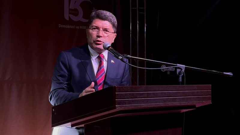 Bakan Tunç: “Yeni bir anayasaya ihtiyacımız olduğu açık”