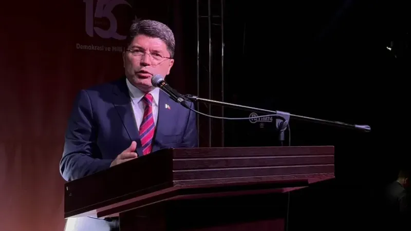 Adalet Bakanı Tunç: "Milletimizin tahammül sınırlarını aşan bu vandallık asla kabul edilemez"