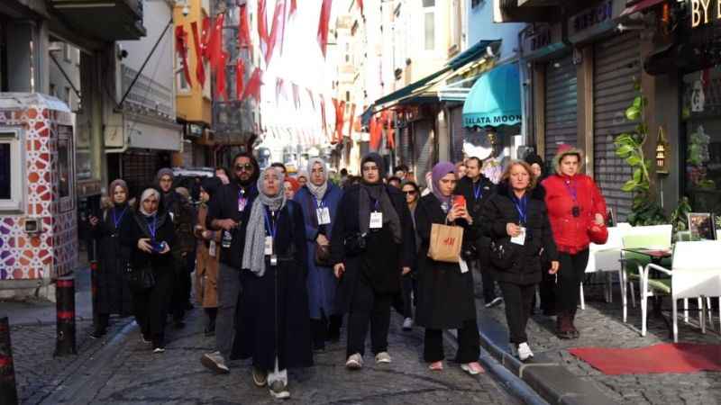 Tuzlalıların rotası Galata Kulesi ve İstiklal Caddesi'ydi Tuzlalıların rotası Galata Kulesi ve İstiklal Caddesi'ydi