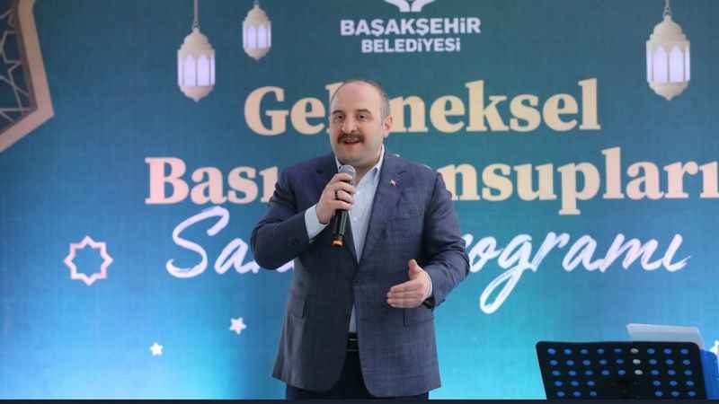 Bakan Varank’tan Başakşehir’de sürpriz baskın Bakan Varank’tan Başakşehir’de sürpriz baskın