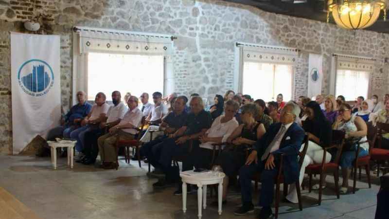 Masalcı Şair Anne'ye ödül Masalcı Şair Anne'ye ödül