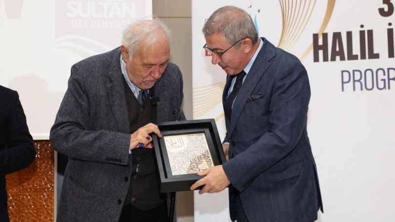 Eyüpsultan’da “30. Yılında Halil İnalcık” paneli Eyüpsultan’da “30. Yılında Halil İnalcık” paneli