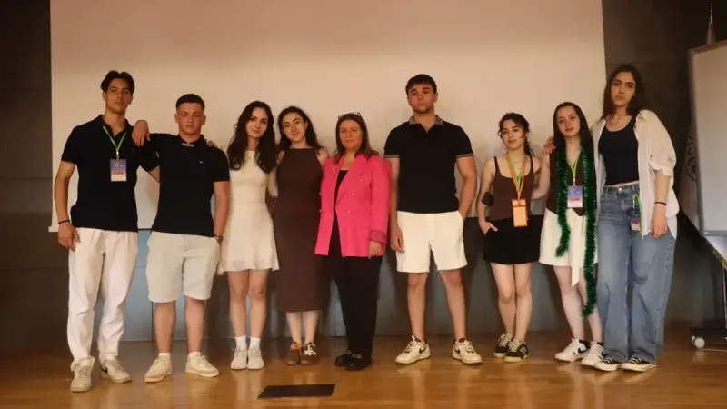 Genç Girişimciler Üsküdar’da Buluştu Genç Girişimciler Üsküdar’da Buluştu