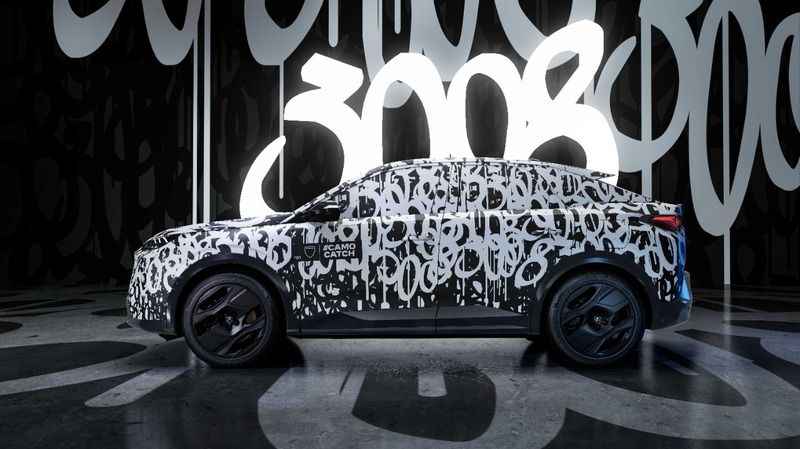 Kamuflajlı yeni Peugeot 3008 yollarda!