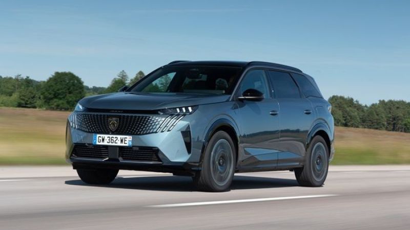 Yeni Peugeot E-5008 2024 Altın Direksiyon Ödülü’ne Layık Görüldü Yeni Peugeot E-5008 2024 Altın Direksiyon Ödülü’ne Layık Görüldü