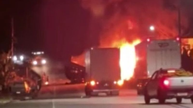 Brezilya’da otobüs ile kamyon çarpıştı: 38 ölü