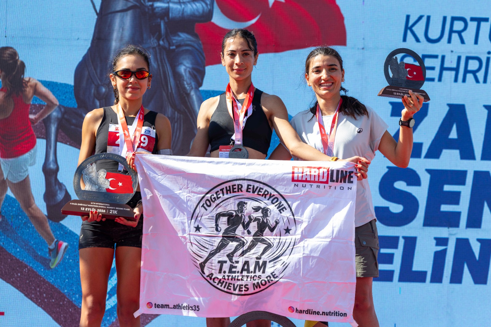 14.Uluslararası 9 Eylül İzmir Yarı Maratonu tamamlandı