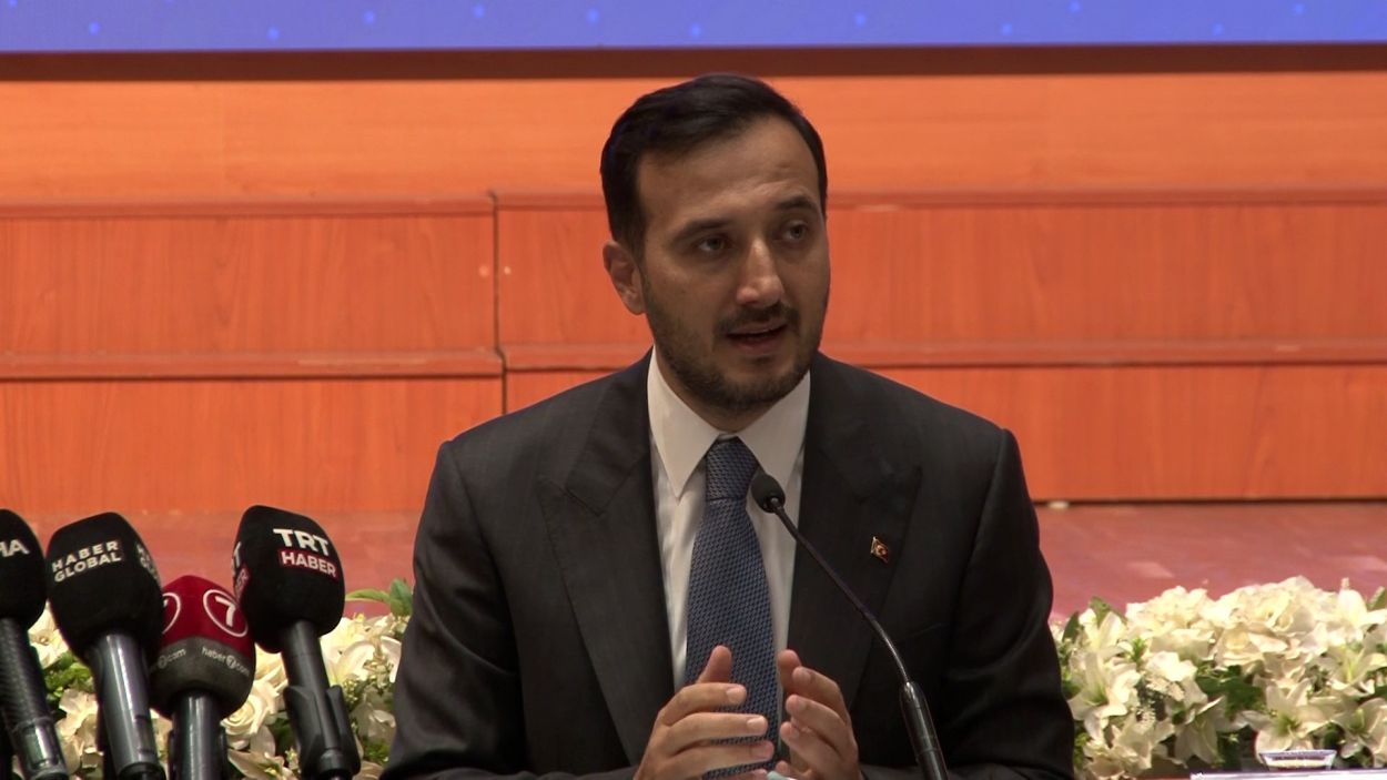 AK Parti, İstanbul'da "Türkiye Yüzyılı Buluşmaları"na başlıyor