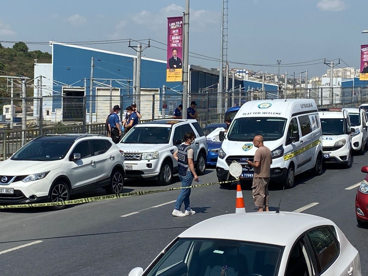 Marmaray İstasyonu Önünde Şok Eden Olay!
