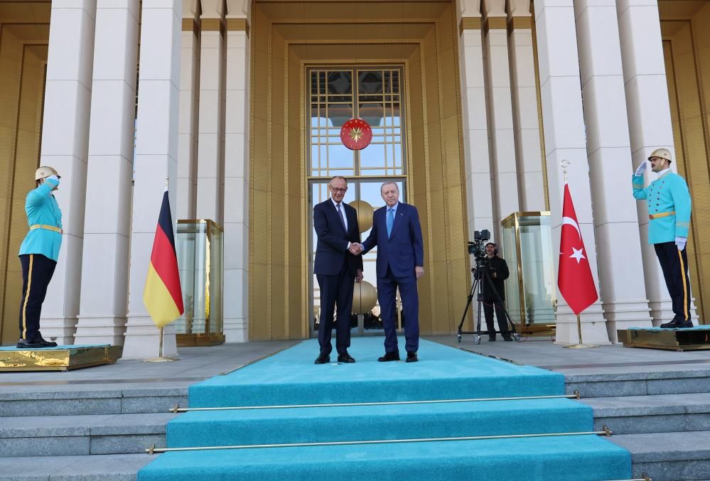 Almanya Başbakanı Merz, Külliye'de